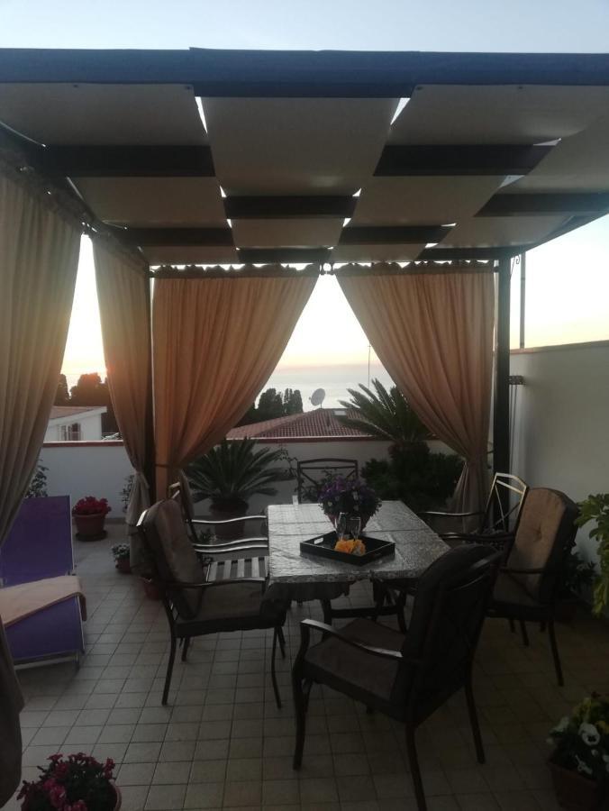 Terrazza Sabine Accomodation โตรเปอา ภายนอก รูปภาพ