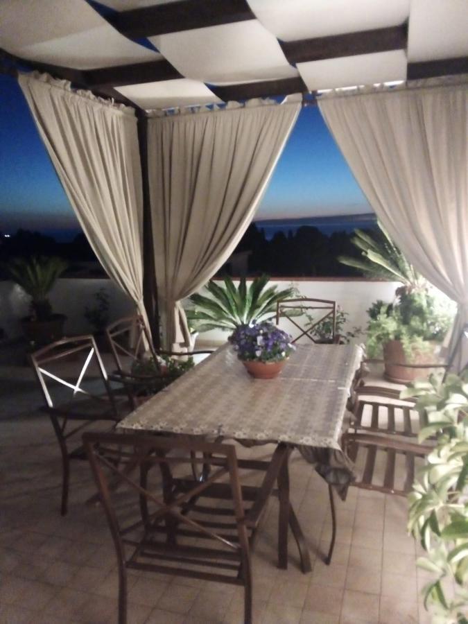 Terrazza Sabine Accomodation โตรเปอา ภายนอก รูปภาพ