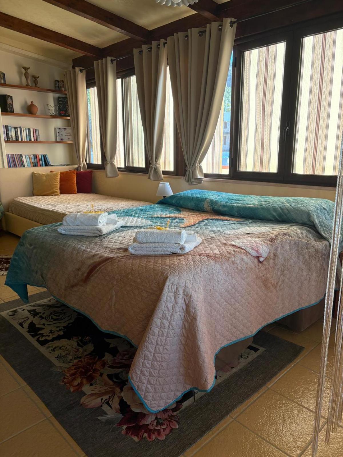 Terrazza Sabine Accomodation โตรเปอา ภายนอก รูปภาพ