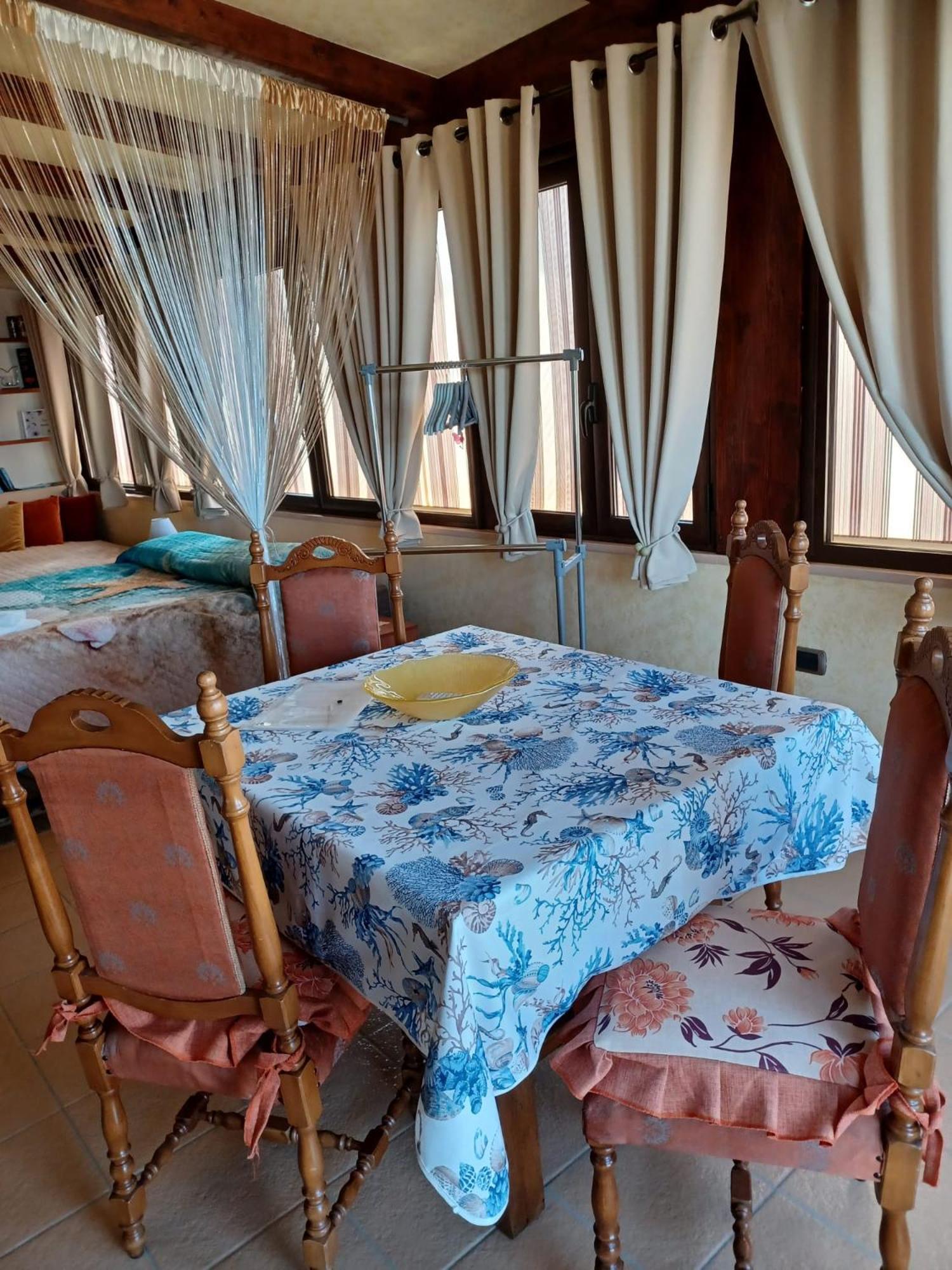 Terrazza Sabine Accomodation โตรเปอา ภายนอก รูปภาพ