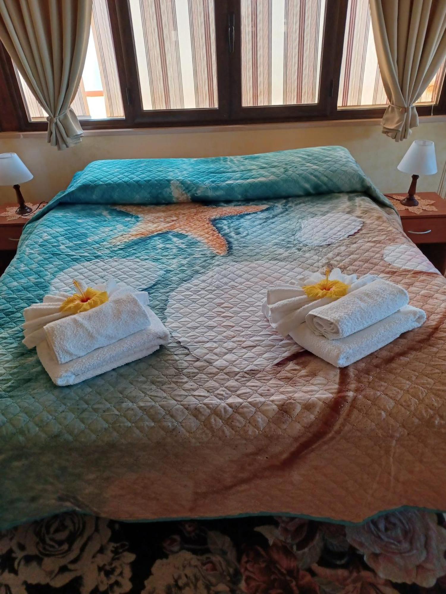 Terrazza Sabine Accomodation โตรเปอา ภายนอก รูปภาพ