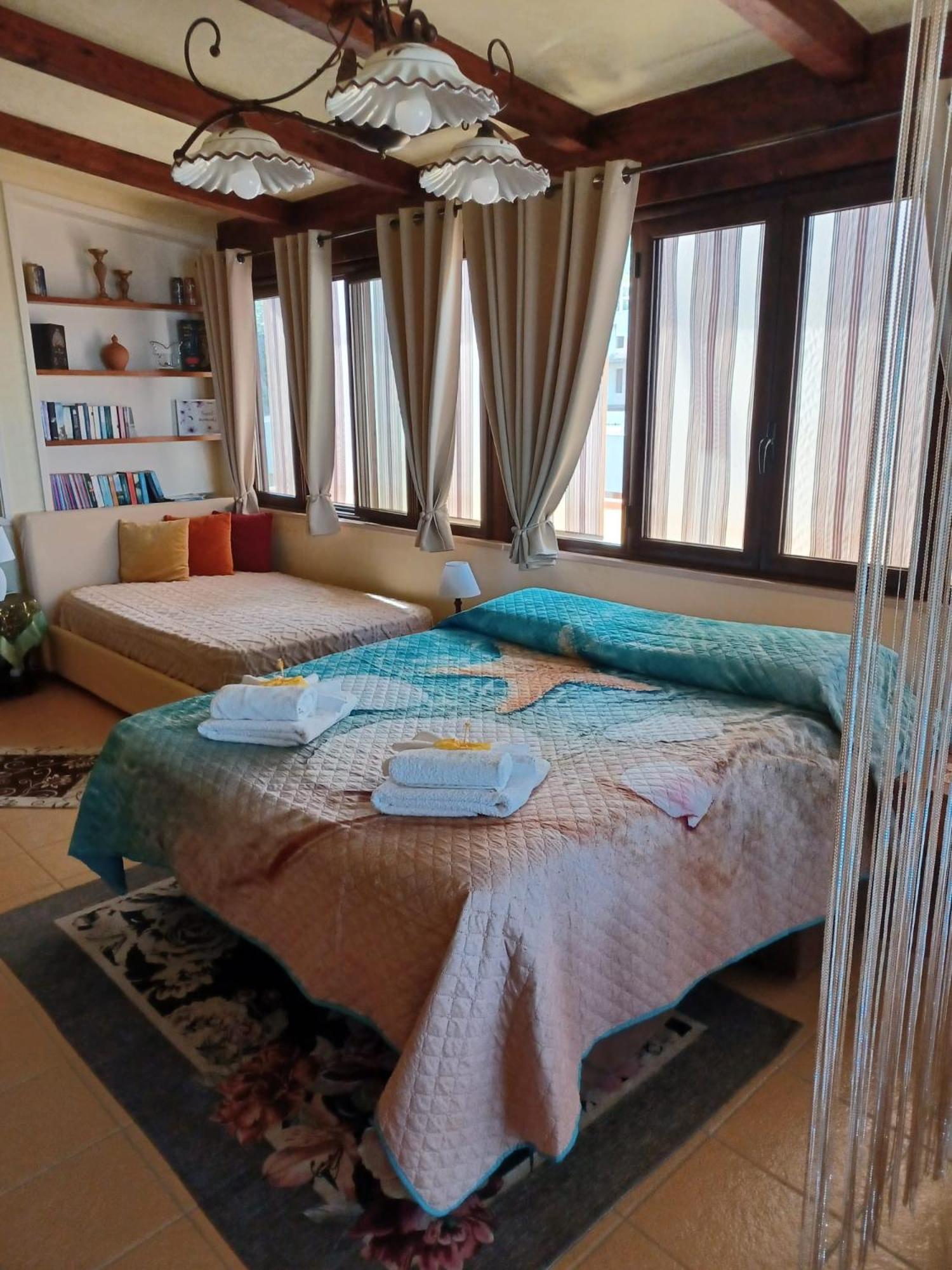 Terrazza Sabine Accomodation โตรเปอา ภายนอก รูปภาพ