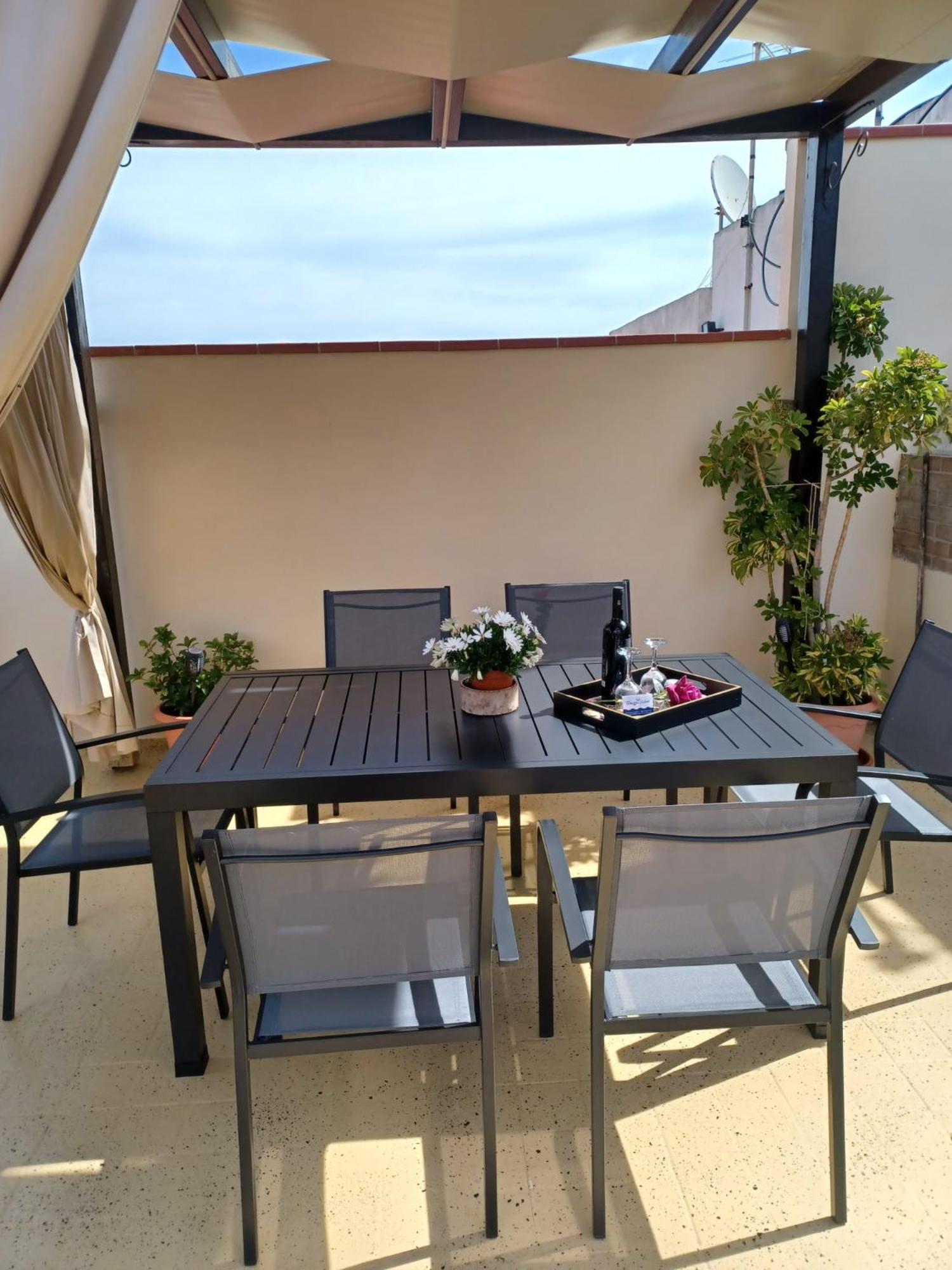 Terrazza Sabine Accomodation โตรเปอา ภายนอก รูปภาพ